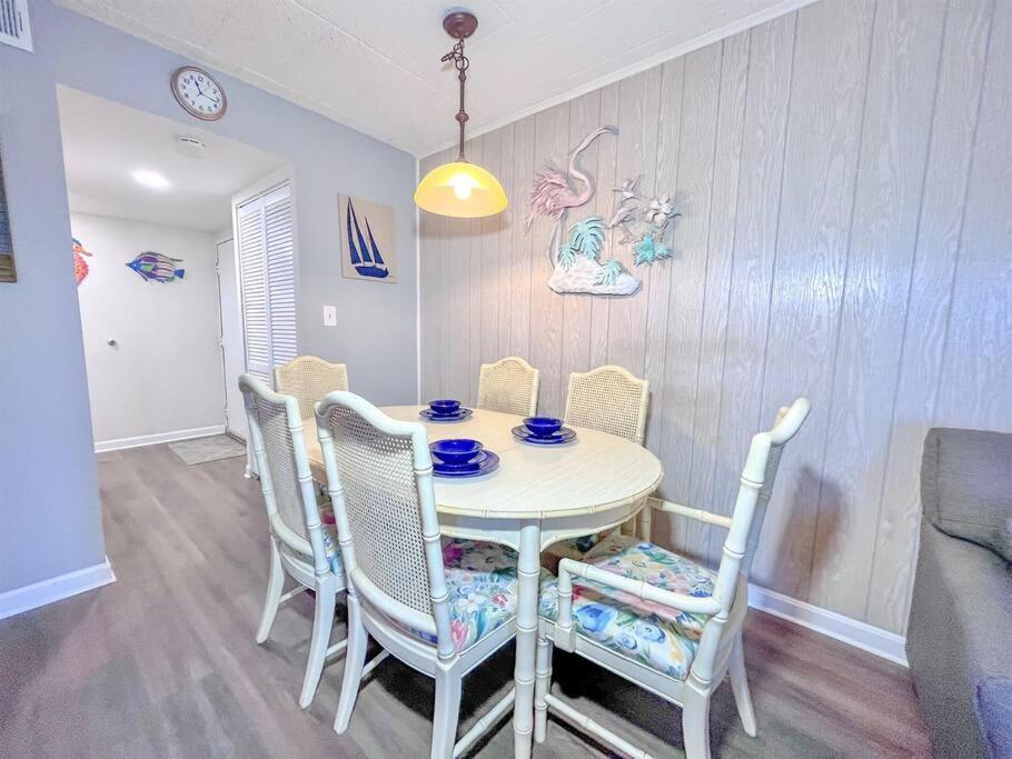 Ocean Views * Private Balcony * Elevator Villa Оушън Сити Екстериор снимка